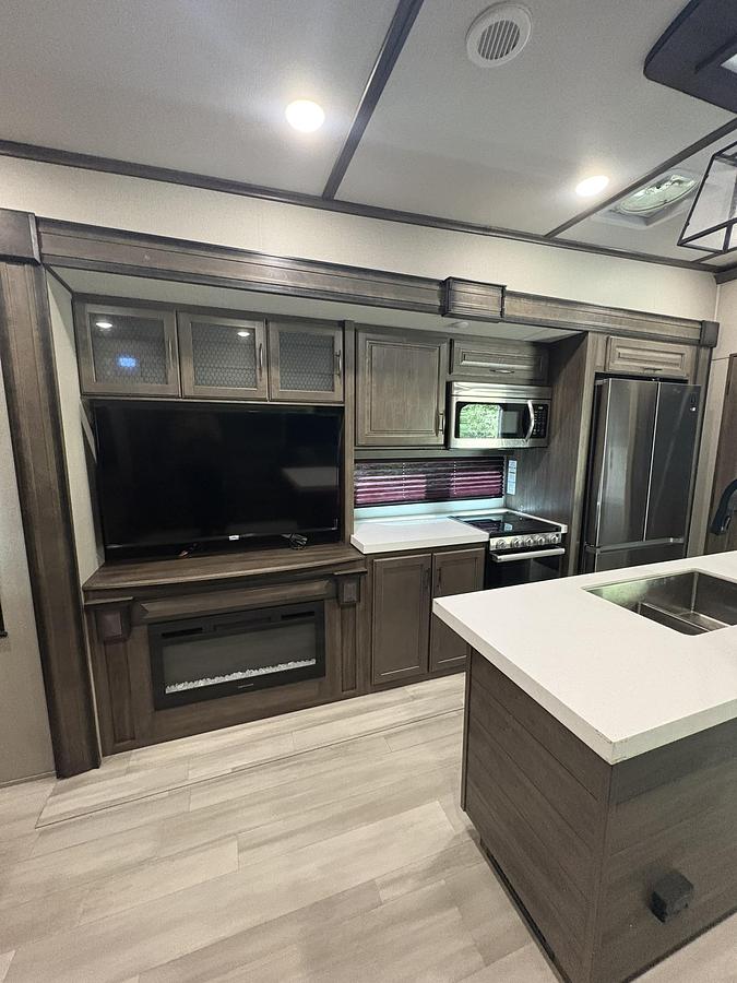 Used 2022 Grand Design Solitude S Class 3550BH-R