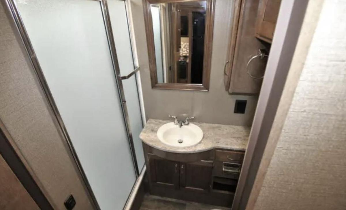 Used 2019 Winnebago Intent 29L Class A Motorhome