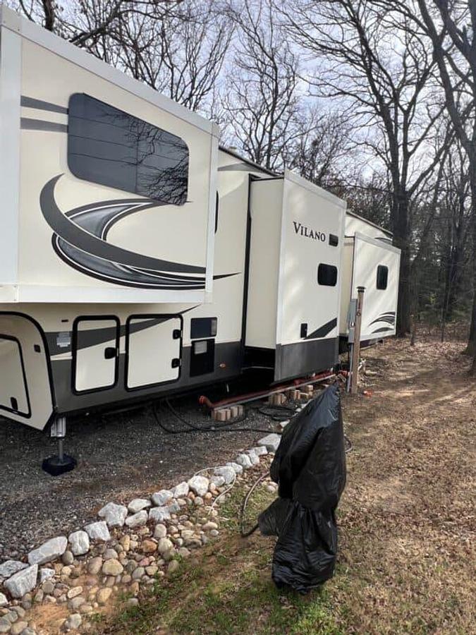 Used 2019 40' Vanleigh Vilano 375FL