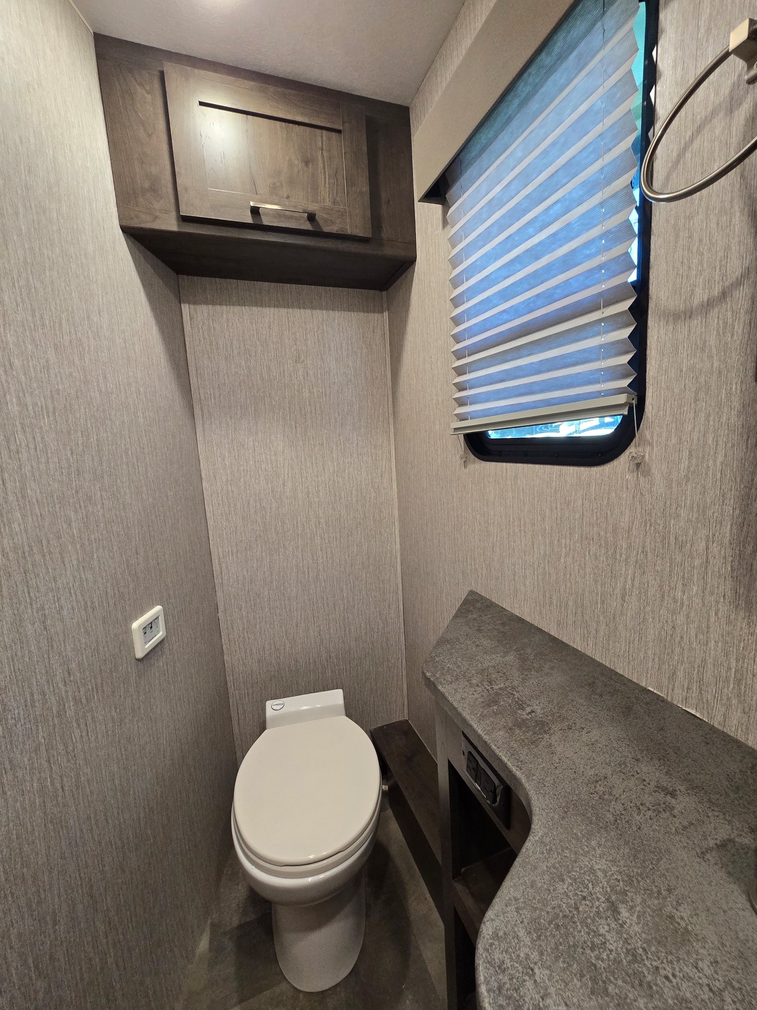 Used 2022 Coachmen Pursuit 31TS Class A Motorhome