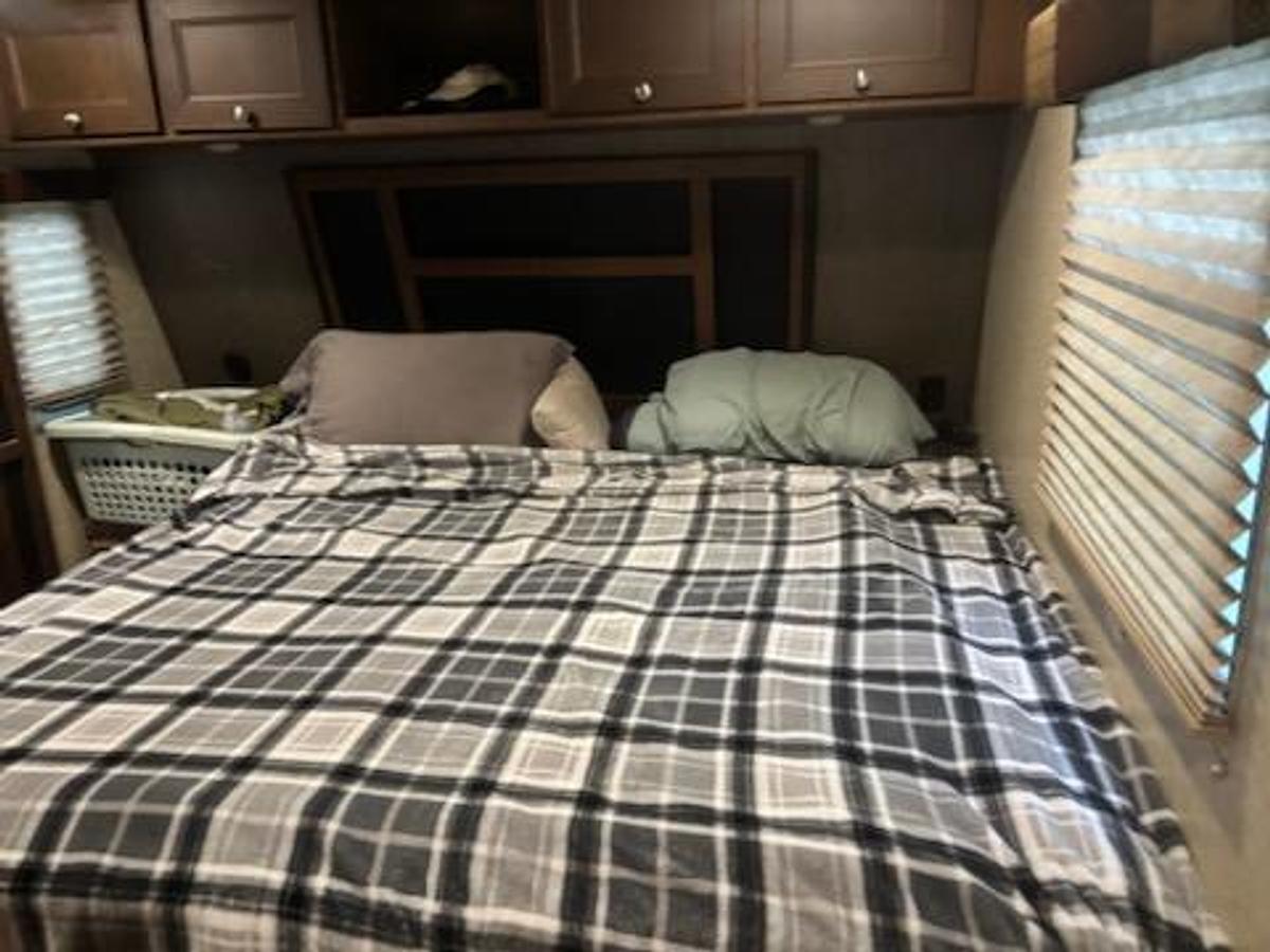 Used 2017 Keystone Impact Fusion IP386