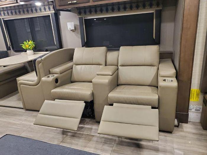 Used 2020 Entegra Reatta XL 39T2