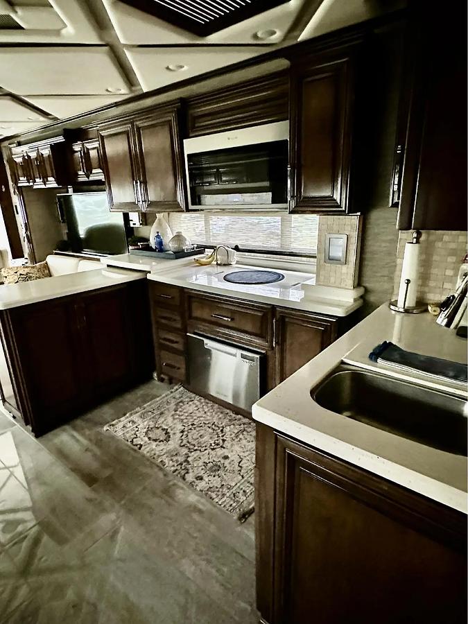 Used 2020 Newmar Mountain Aire 4569