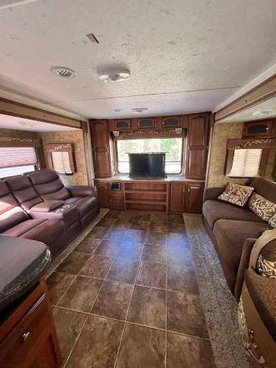 Used 2013 Forest River Coachmen Freedom Express 296 REDS