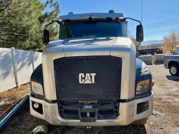 Used 2014 CAT CT660
