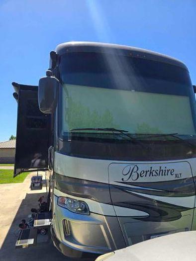 Used 2018 Forest River Berkshire XLT 45A