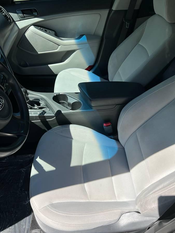 Used 2015 Kia Optima LX Sedan