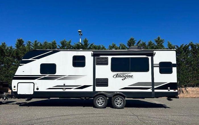 Used 2019 Grand Design Imagine