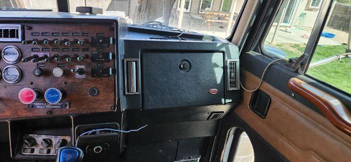 Used 1998 Peterbilt 379 EXHD