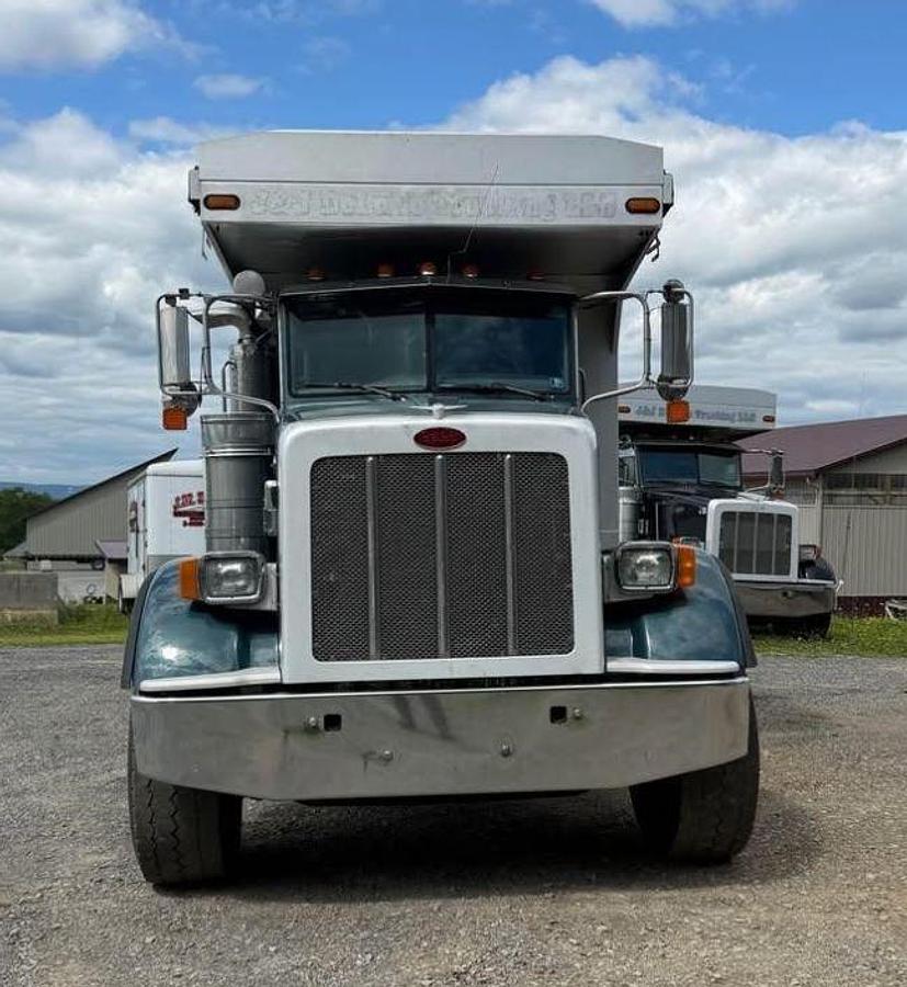 Used 2010 Peterbilt 367
