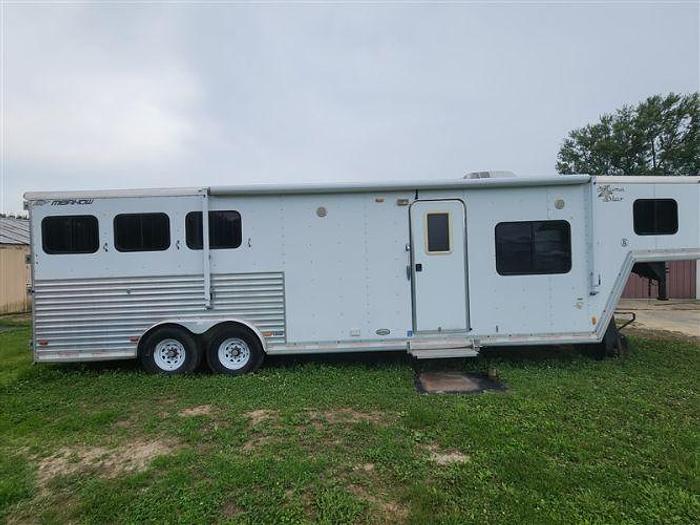 Used 2010 Merhow Aluma Star Three Horse Trailer with Living Quarters