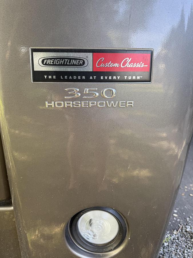 Used 2009 Winnebago Journey 34Y Class A Motorhome