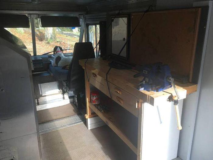 Used 2004 Ford E-350 Step Van Utilimaster