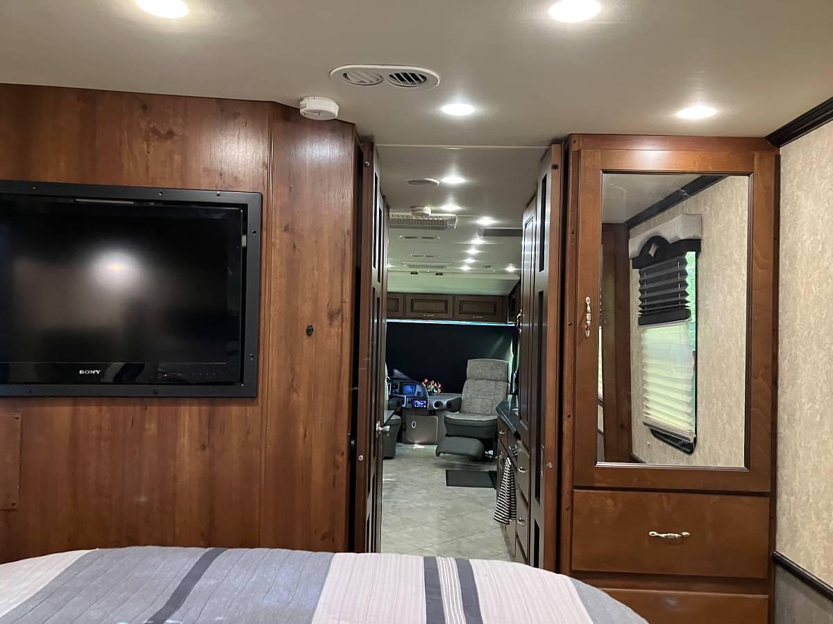 Used 2013 Fleetwood Excursion 33A Class A Motorhome