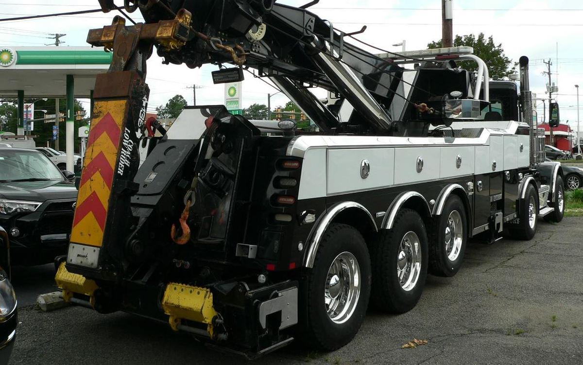 Used 2016 Peterbilt 389