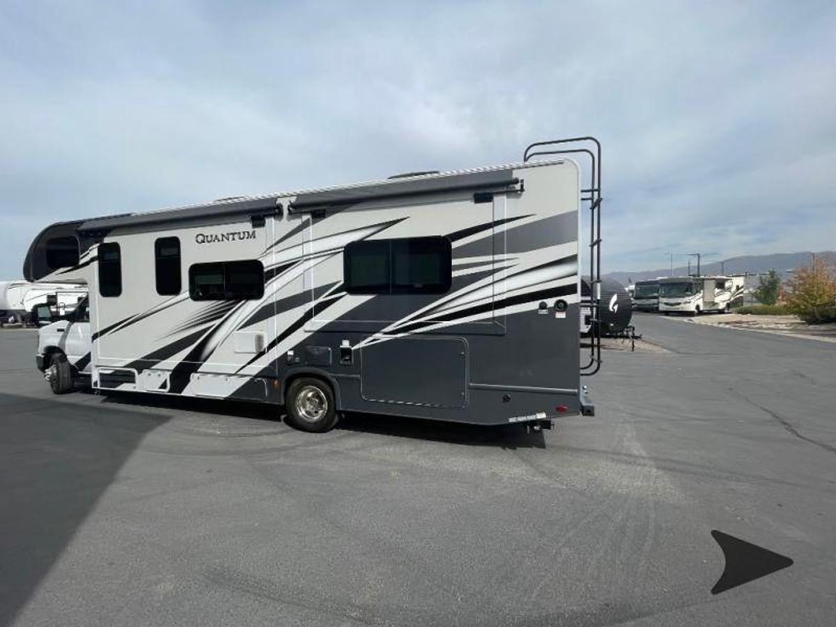 Used 2024 Thor Motor Coach Quantum KW29