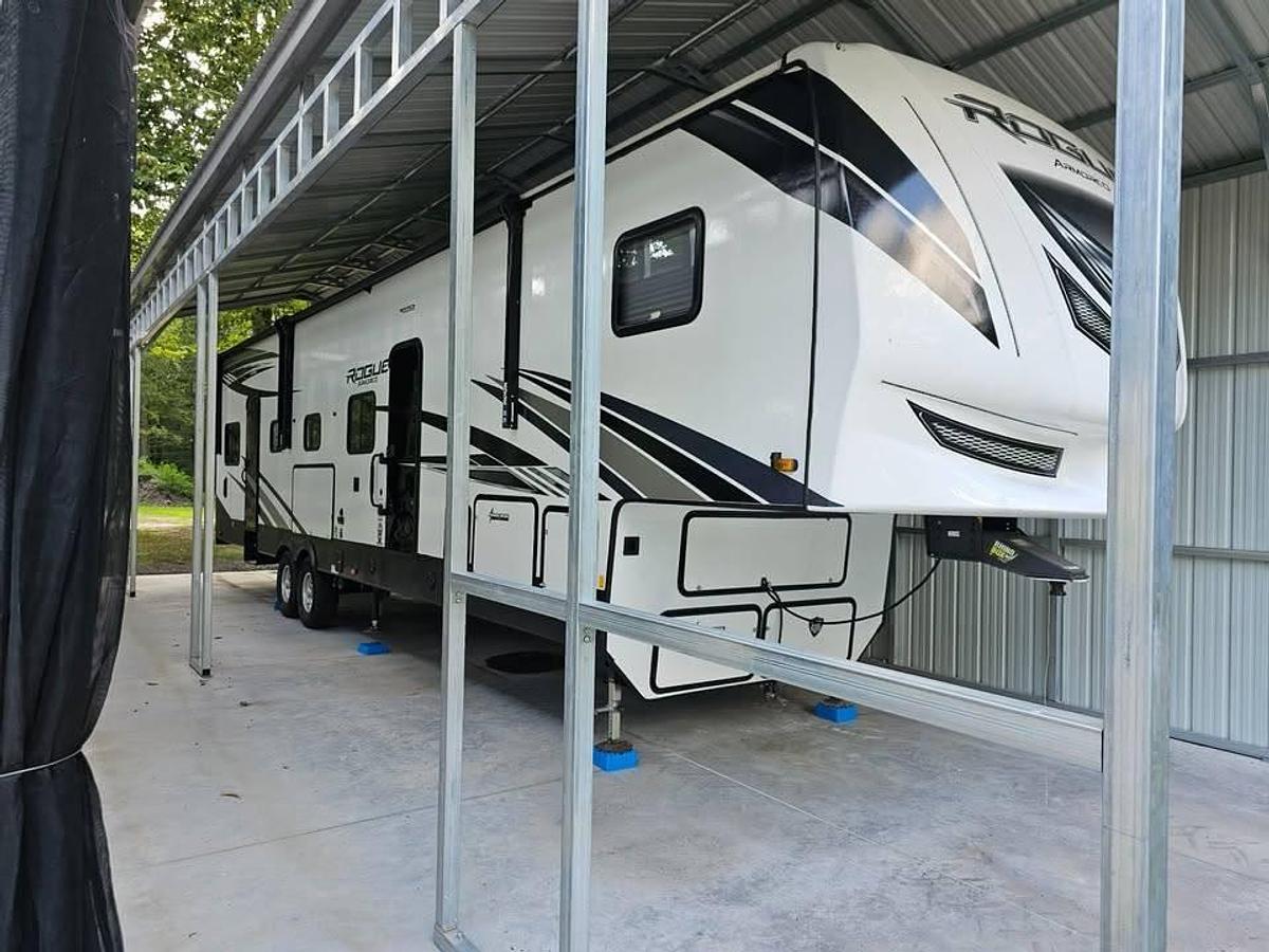 Used 2022 Forest River Vengeance Rogue Armored 371A13 Toy Hauler