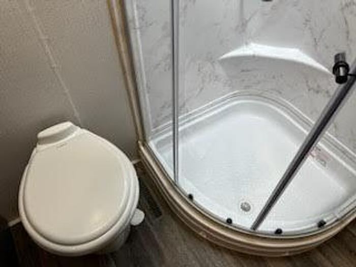 Used 2021 Keystone Cougar 364BHL