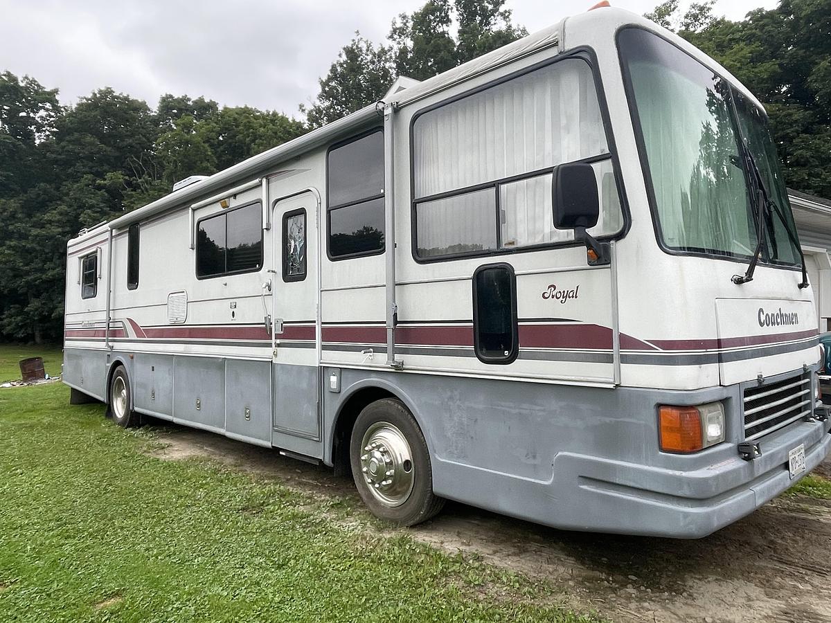 Used 1993 Coachmen Royal