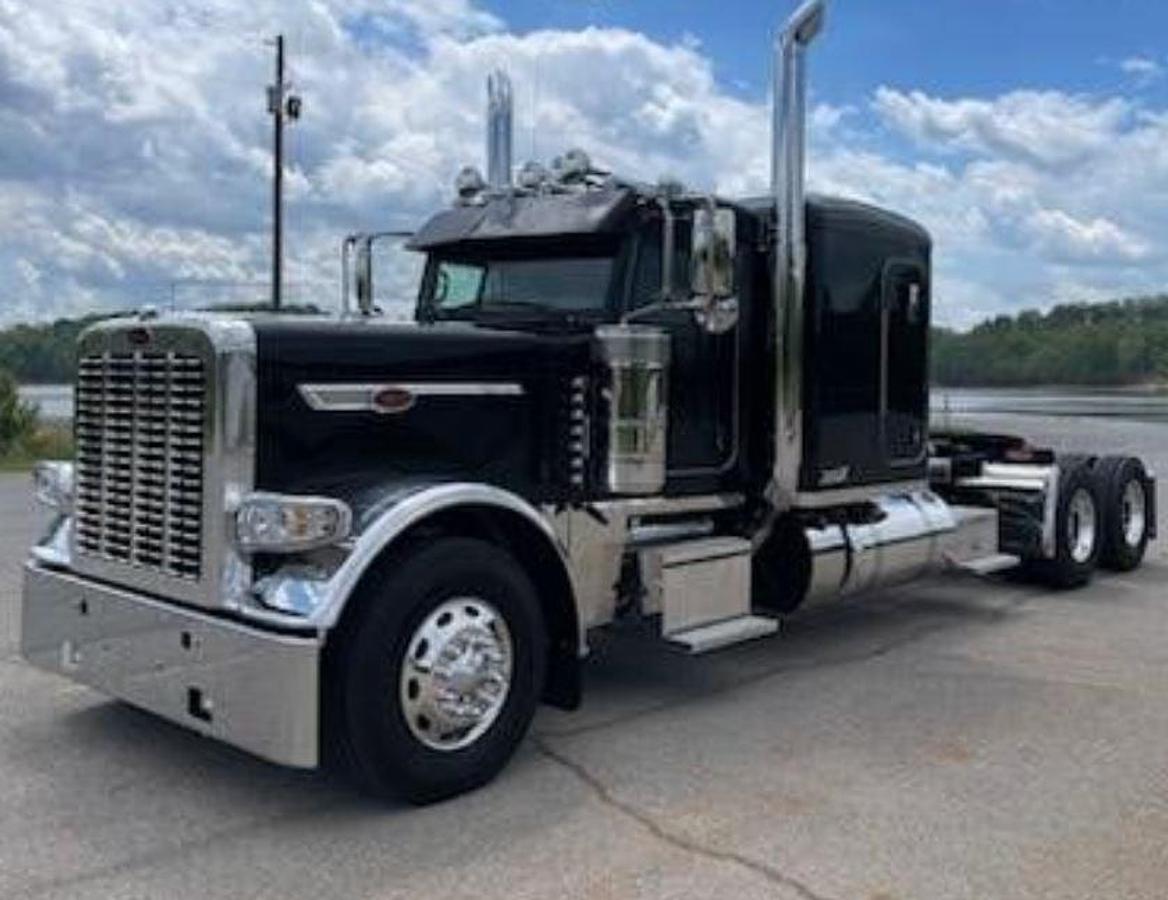 Used 2024 Peterbilt 389X Sleeper Semi Truck
