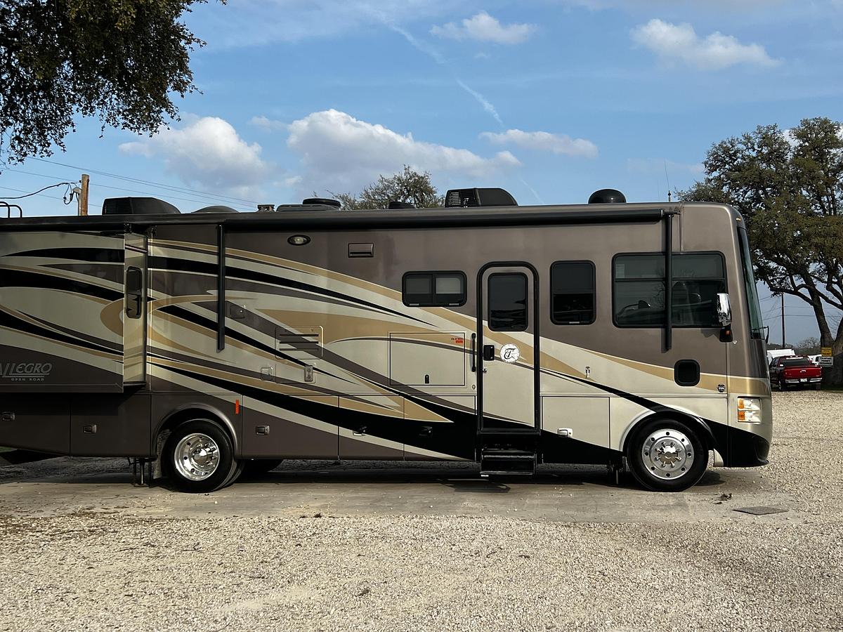 Used 2014 Tiffin Allegro Open Road 32CA