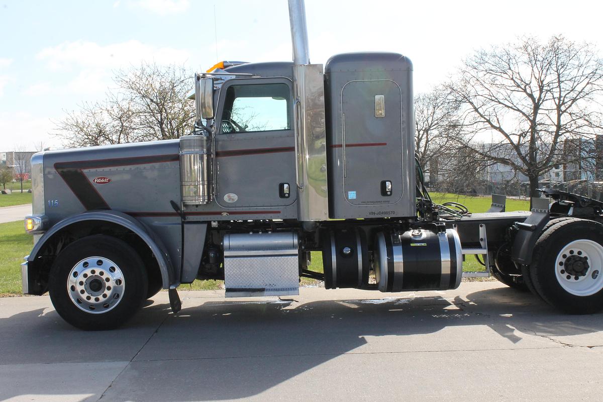 Used 2018 Peterbilt 389