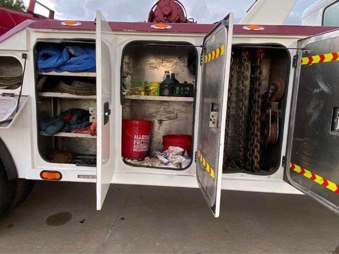 Used 2006 Peterbilt 378 Wrecker Tow Truck