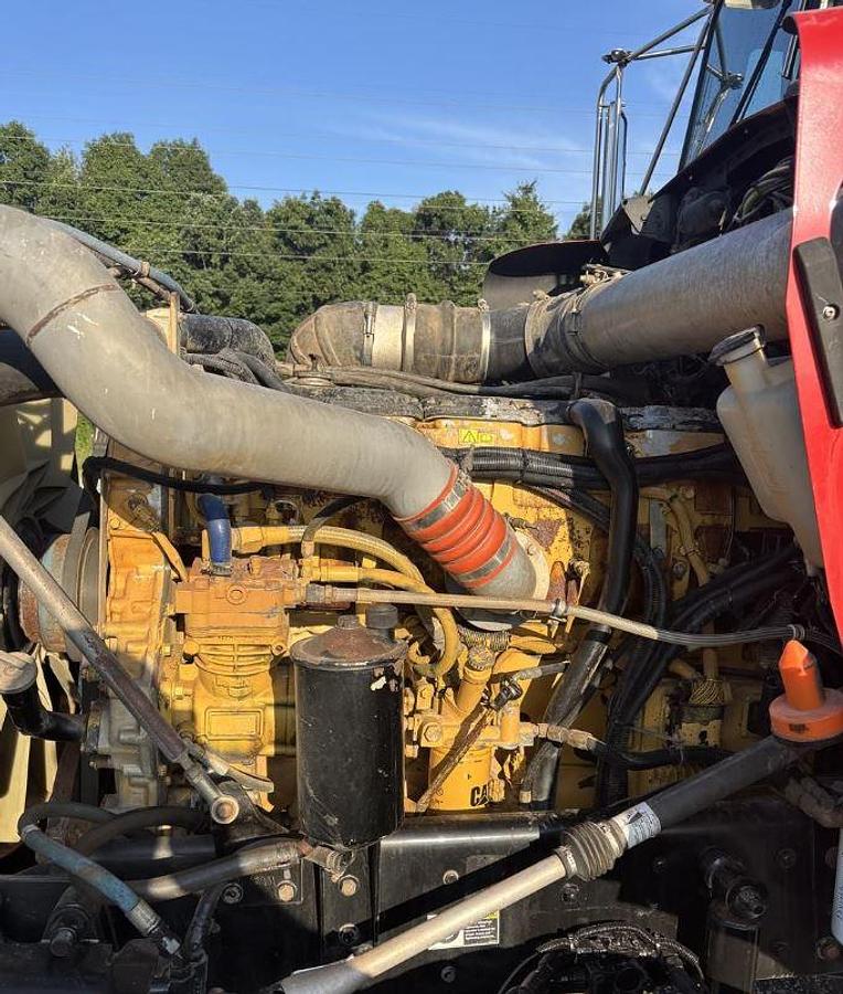 Used 2006 Kenworth T800 Wide Nose Day Cab Semi Truck