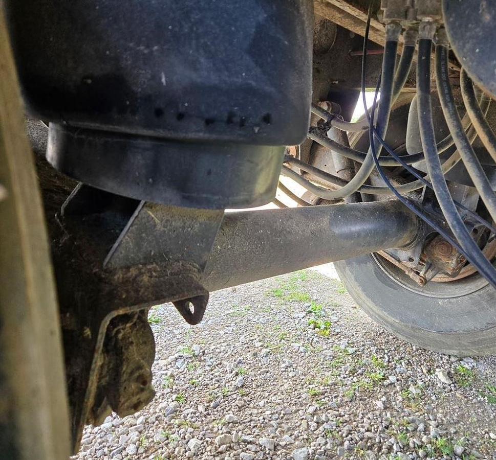 Used 2021 Valley Farms Industries Belt Trailer