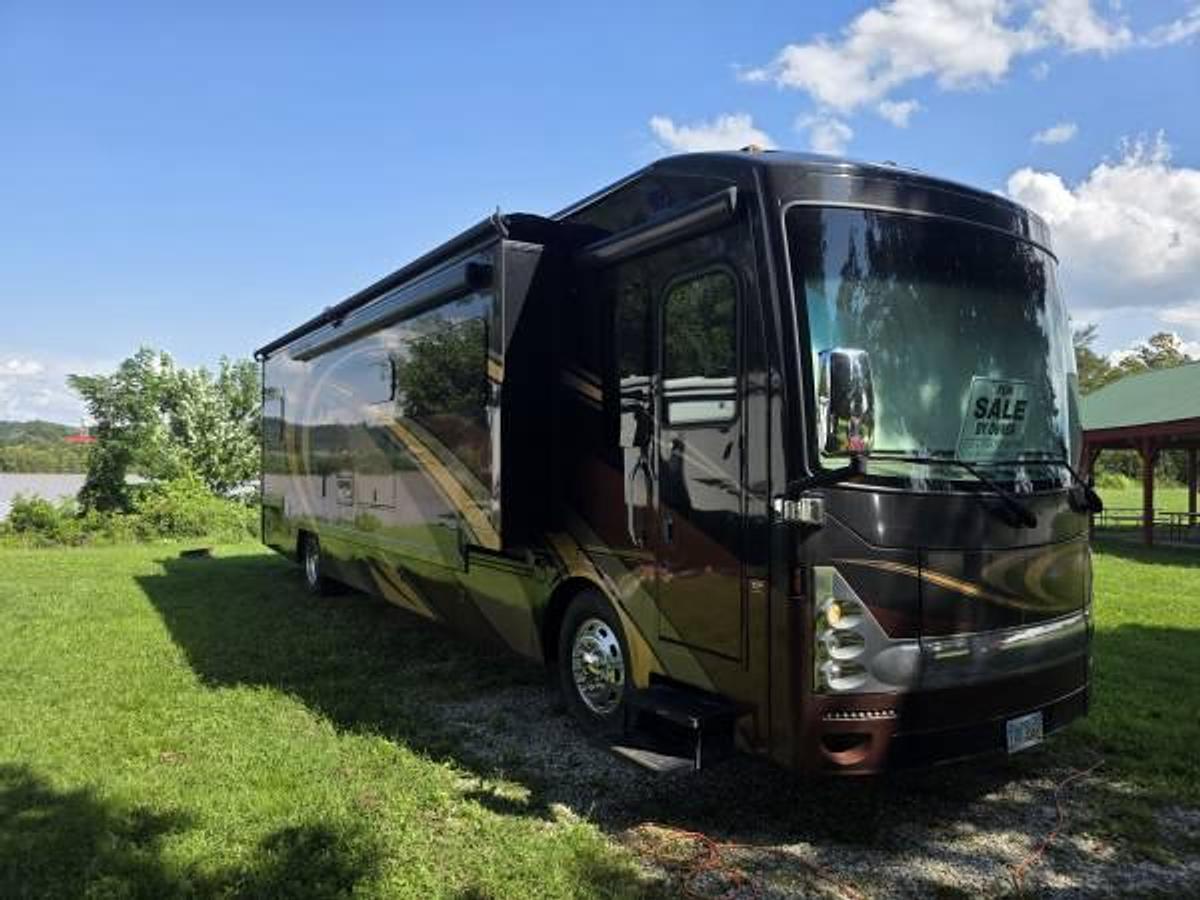 Used 2016 Thor Tuscany Xte M-40ax