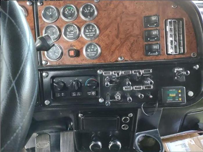 Used 2001 Peterbilt 379