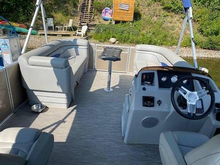 Used 2021 Bennington 23SSRSD Pontoon Boat