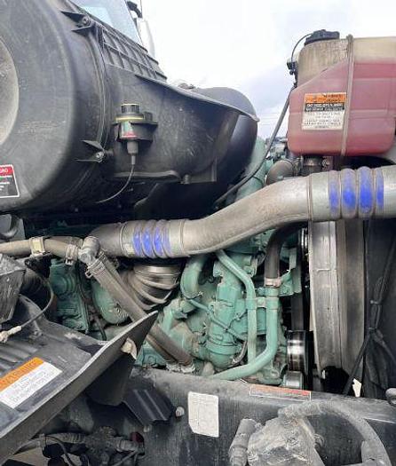 Used 2019 Volvo VHD84B300