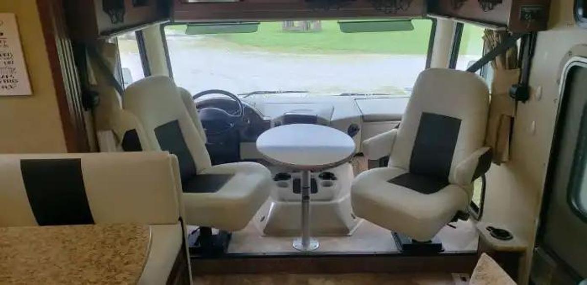 Used 2016 Thor Motor Coach ACE Class A Motorhome