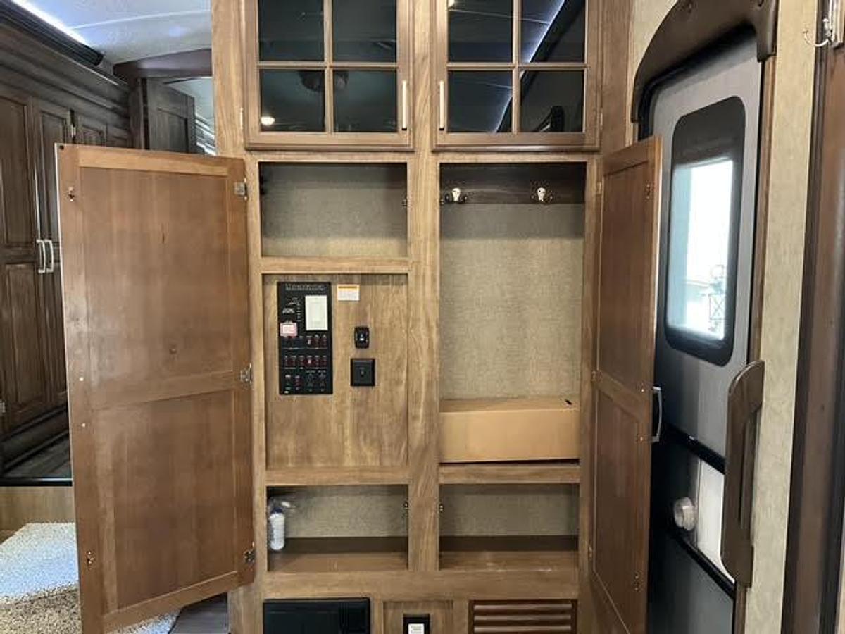 Used 2017 Keystone Montana 3721RL Fifth Wheel