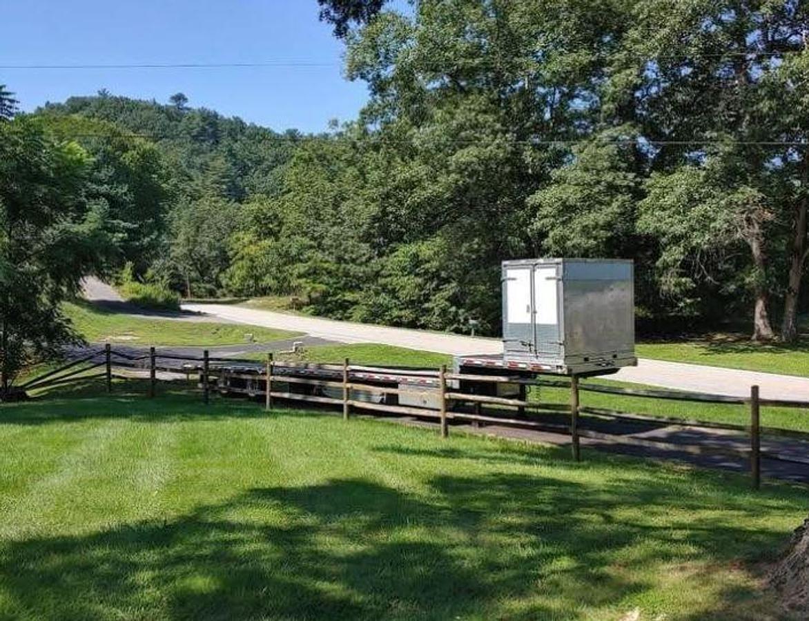 Used 2019 Kenworth T880 with 2013 Doonan Specialized Drop Deck Trailer