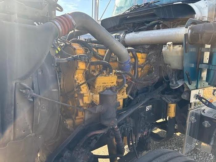 Used 2005 Kenworth W900L