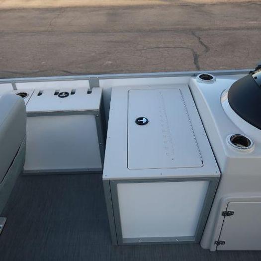 Used 2024 Lowe SF214 Pontoon