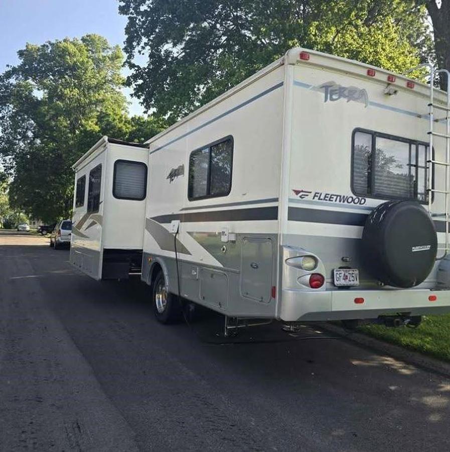 Used 2018 Newmar Ventana 4369