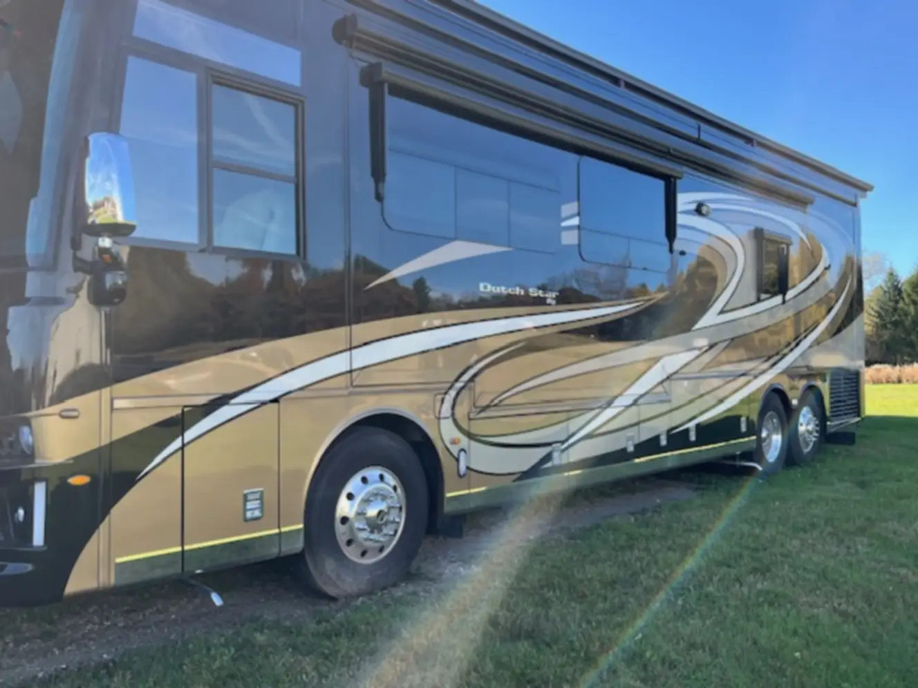 Used 2022 Newmar Dutch Star 4081