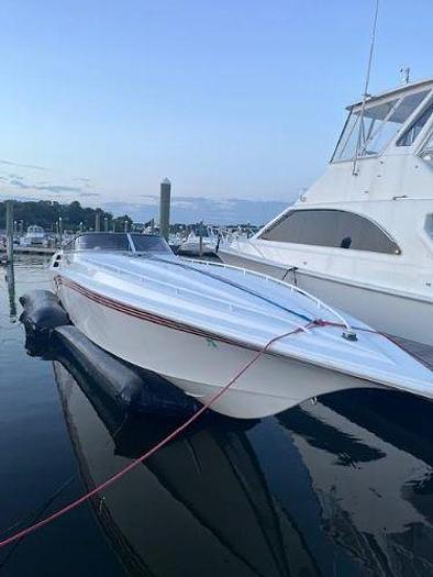 Used 2001 Fountain Lighting Powerboat with Trailer
