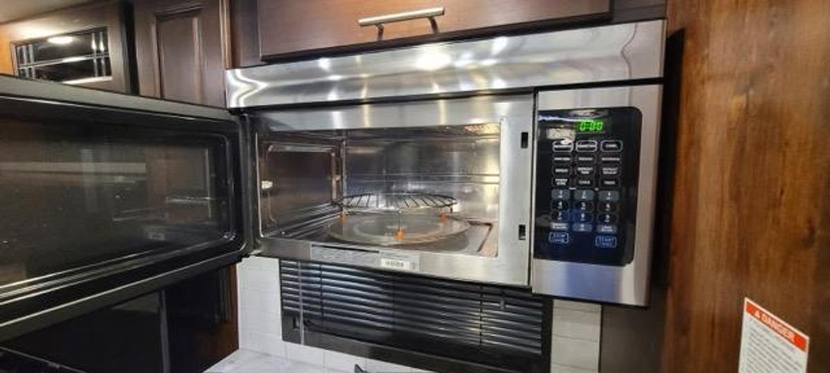 Used 2020 Jayco Pinnacle 37MDQS