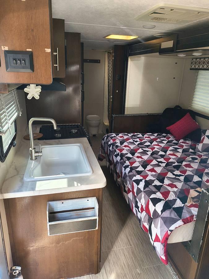 Used 2014 Prime Time Tracer Breeze Travel Trailer