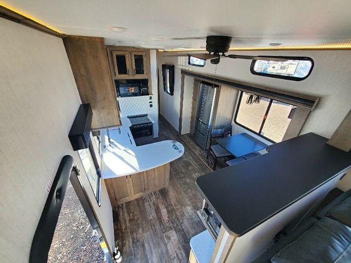 Used 2021 Forest River Sabre 37FLL