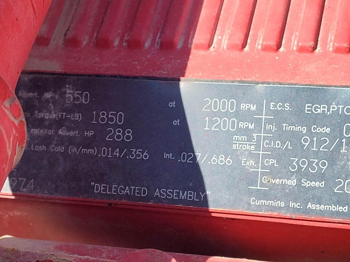 Used 2015 Peterbilt 389 Sleeper Semi Truck