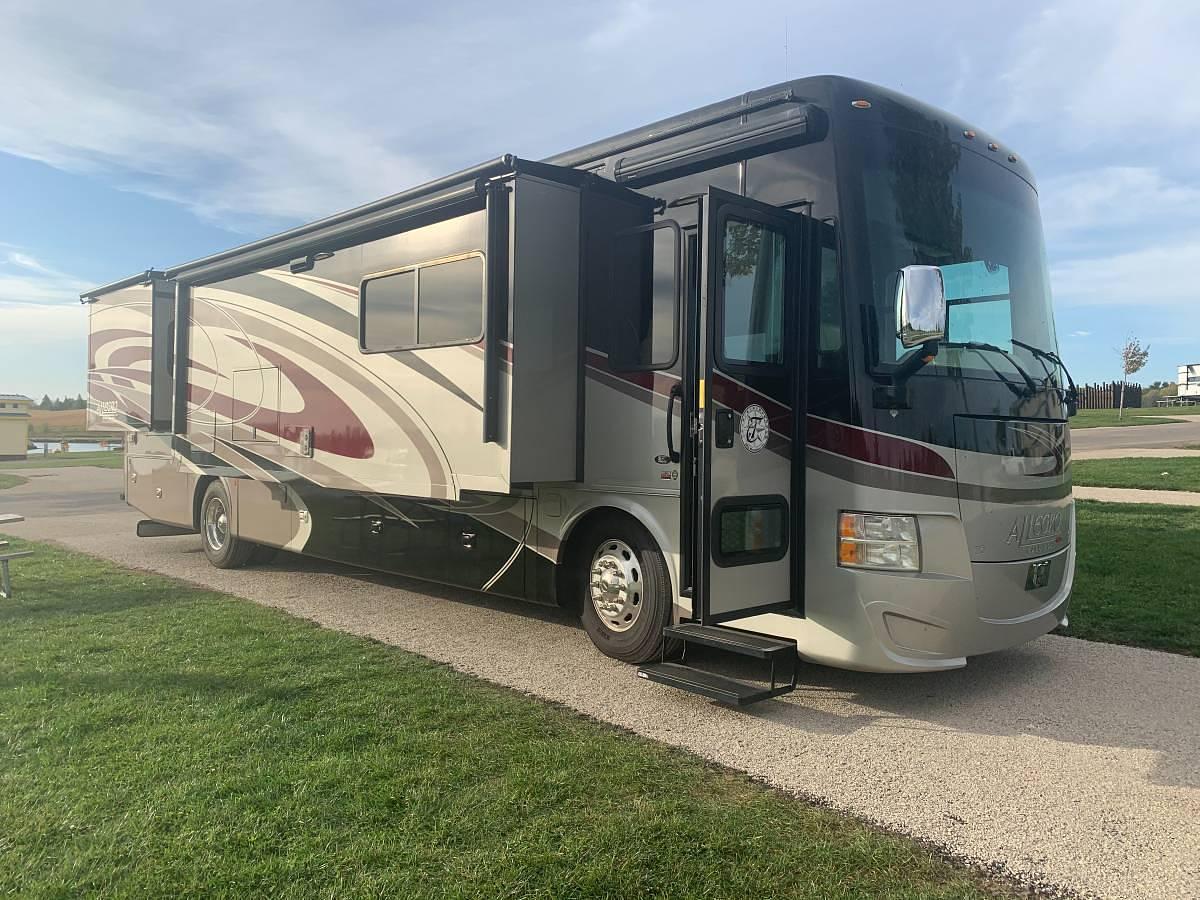 Used 2016 Tiffin Allegro Red 37PA