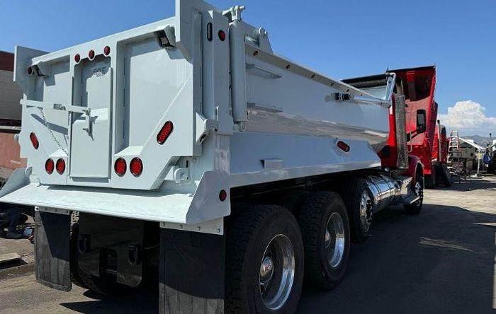 Used 2016 Peterbilt 567