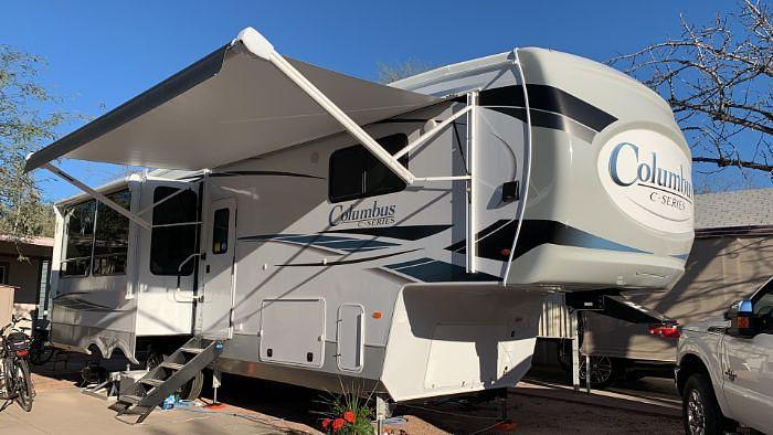 Used 2022 Palomino Columbus C Series 299RLC