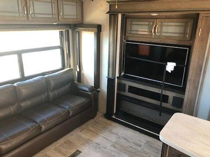 Used 2018 Keystone Montana 3813MS 2018 GMC Denali