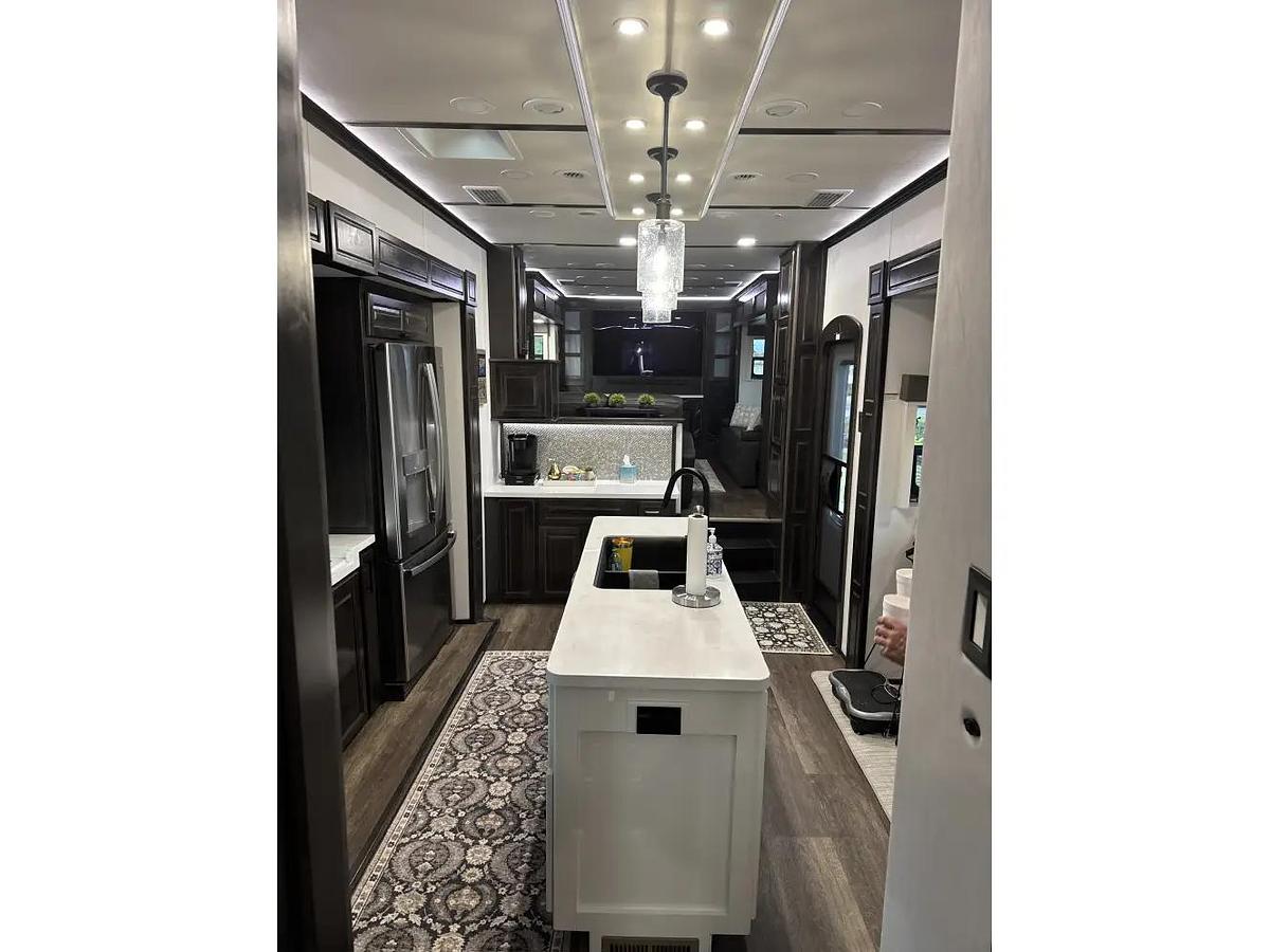 Used 2026 Luxe Regent Flb